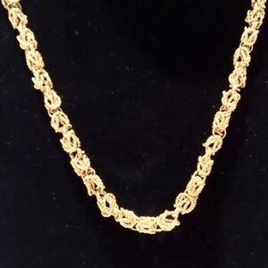 Vintage Textured Gold Tone Bismarck Link Chain Necklace 23"